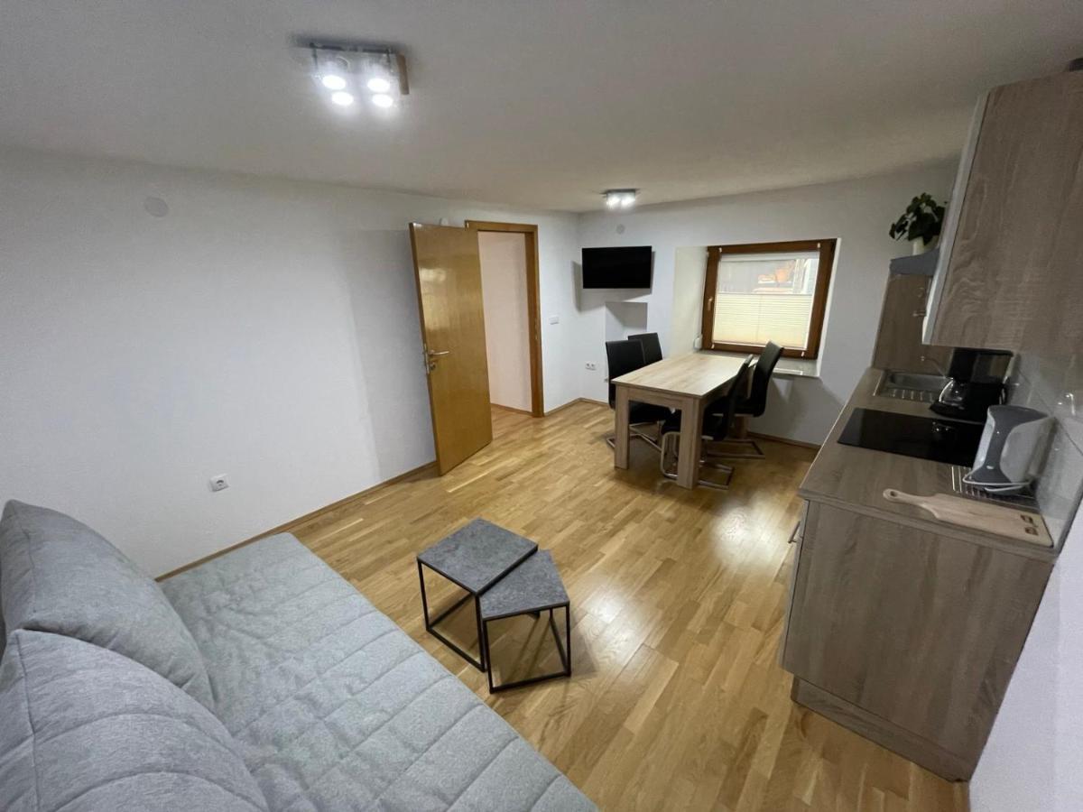 Ferienwohnung Rener ザウテンス エクステリア 写真